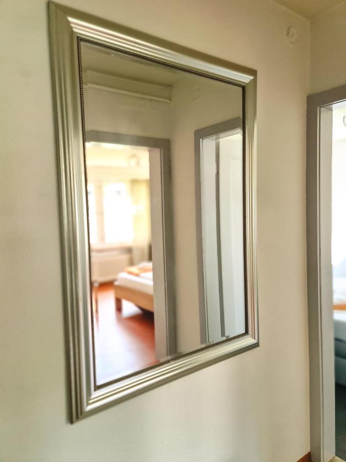 Kreuz Apartment - Aare Jungfrau Ag Wilderswil Exteriör bild