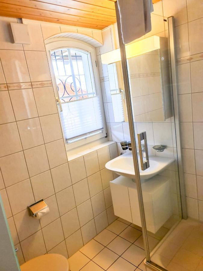 Kreuz Apartment - Aare Jungfrau Ag Wilderswil Exteriör bild
